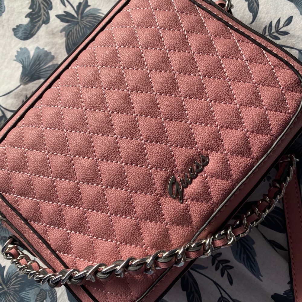 Guess shoulder bag